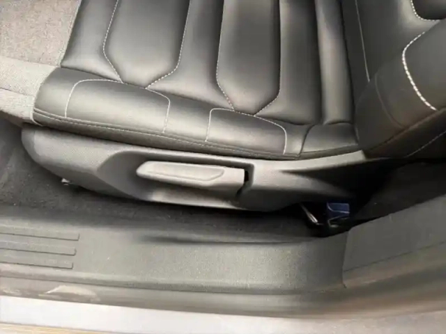 Citroën C4 moteur électrique 136ch (100 kw) shine automatique — photo 13