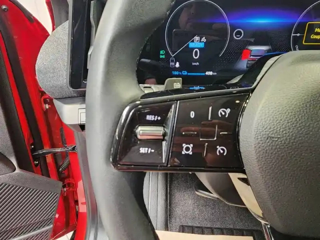 Renault Megane e-tech ev60 220 ch super charge — photo 17
