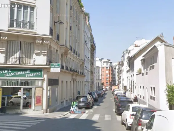 Boutique 70 m² PARIS