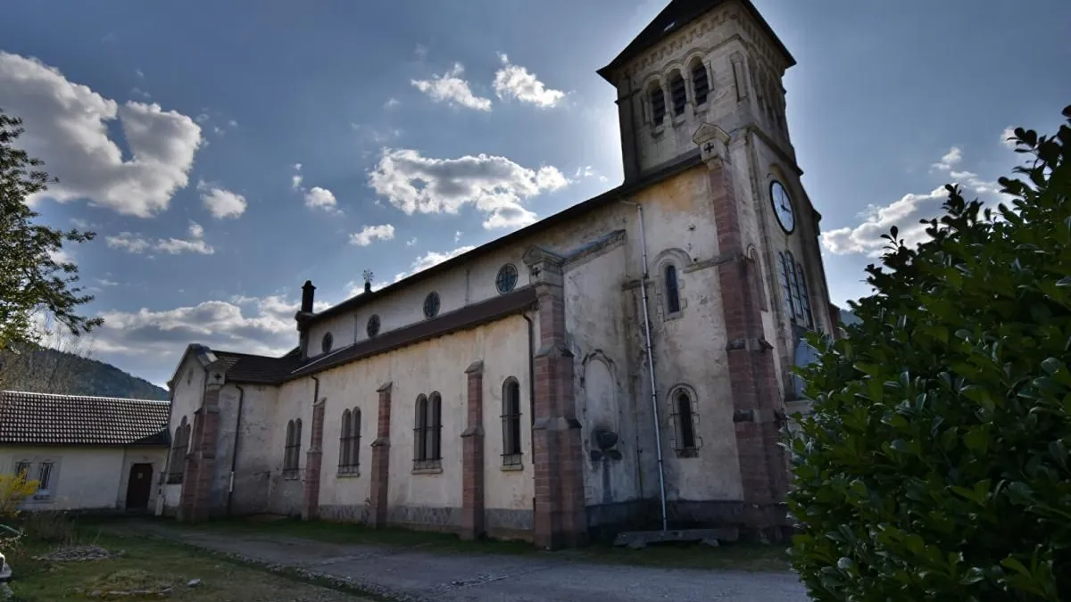 Photo 1