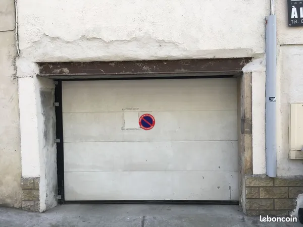 Stationnement Location Bourgoin-Jallieu  13m² 55€