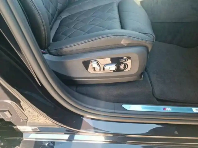 Bmw X5 xdrive50e 489 ch bva8 — photo 35