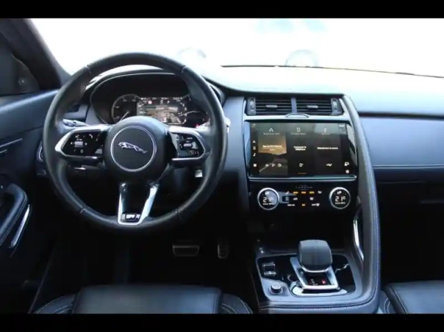 Jaguar E-Pace p200 flexfuel mhev 200ch r-dynamic s — photo 7