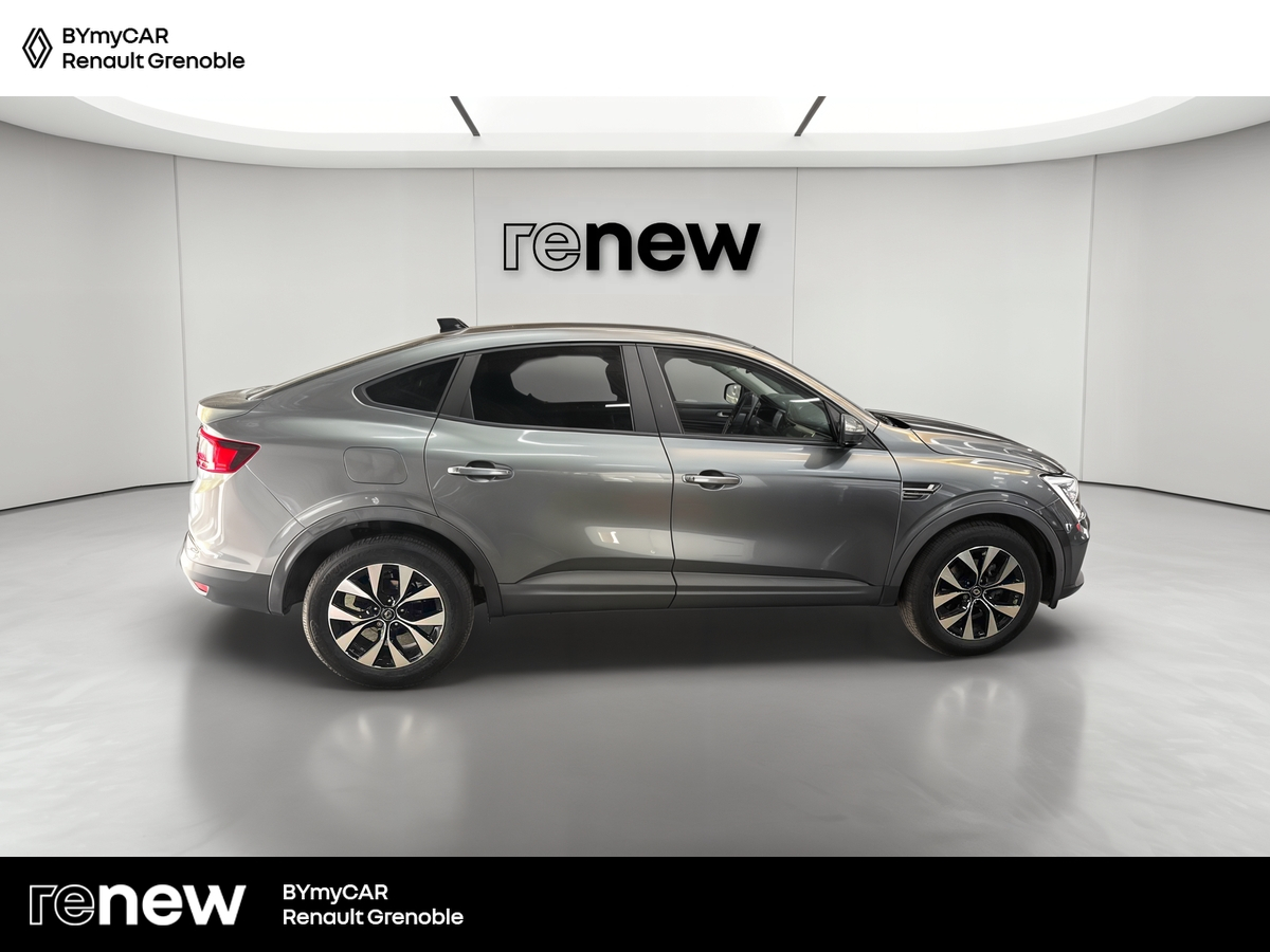 Renault Arkana E-Tech hybride 145 - 22 — photo 6