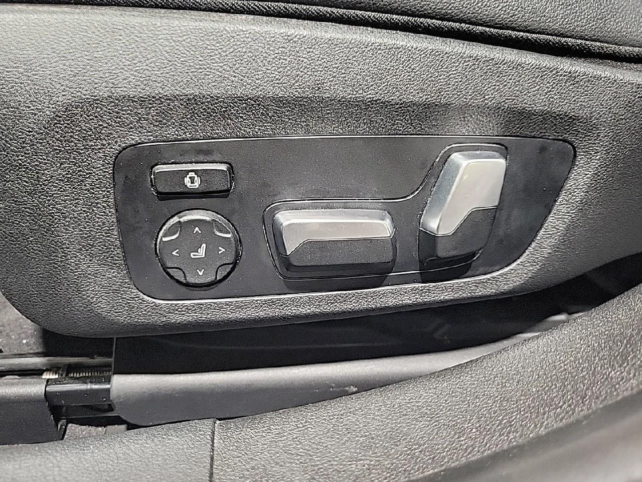 Bmw Serie 3 touring 318d 150 ch bva8 m sport — photo 19