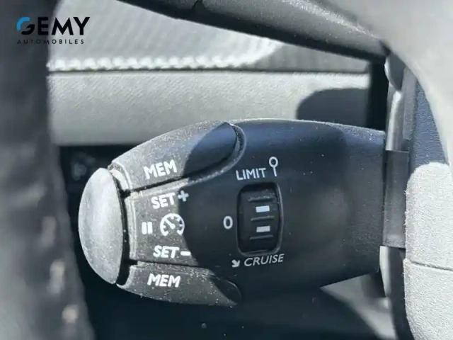 Peugeot 208 electrique 50 kwh 136ch — photo 20