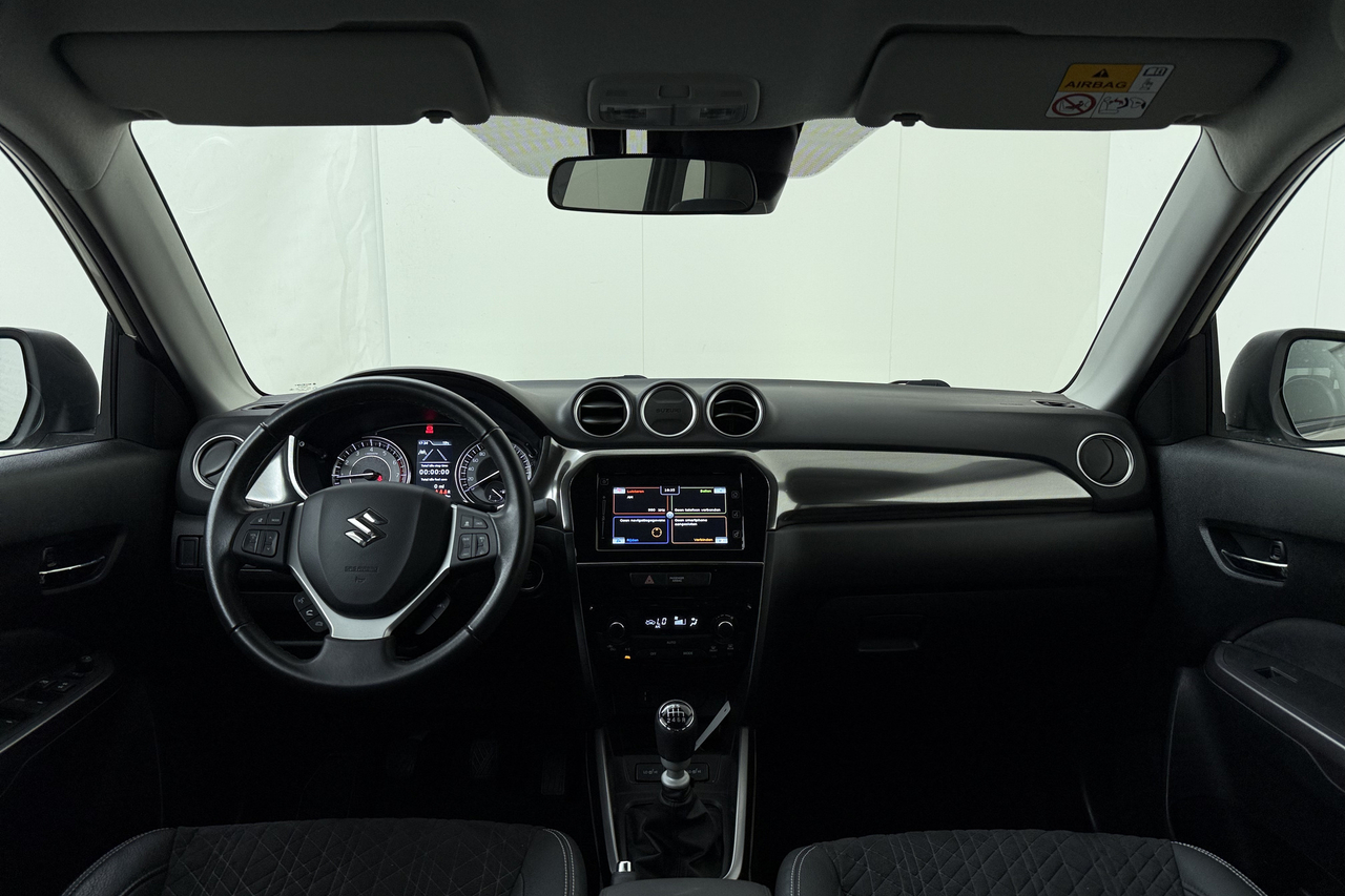 Suzuki Vitara — photo 9