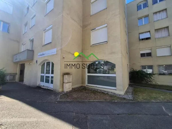 Exclusivité/ Local commercial/ Murs de 76m²/ Valence/ Bureaux