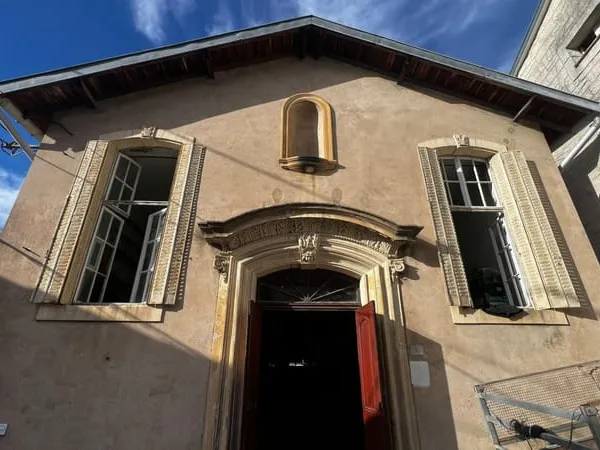 Ancien Théatre /Cinéma Onville - 140m2