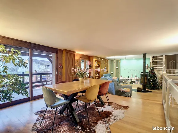 Propriété 8 pièces 286 m²