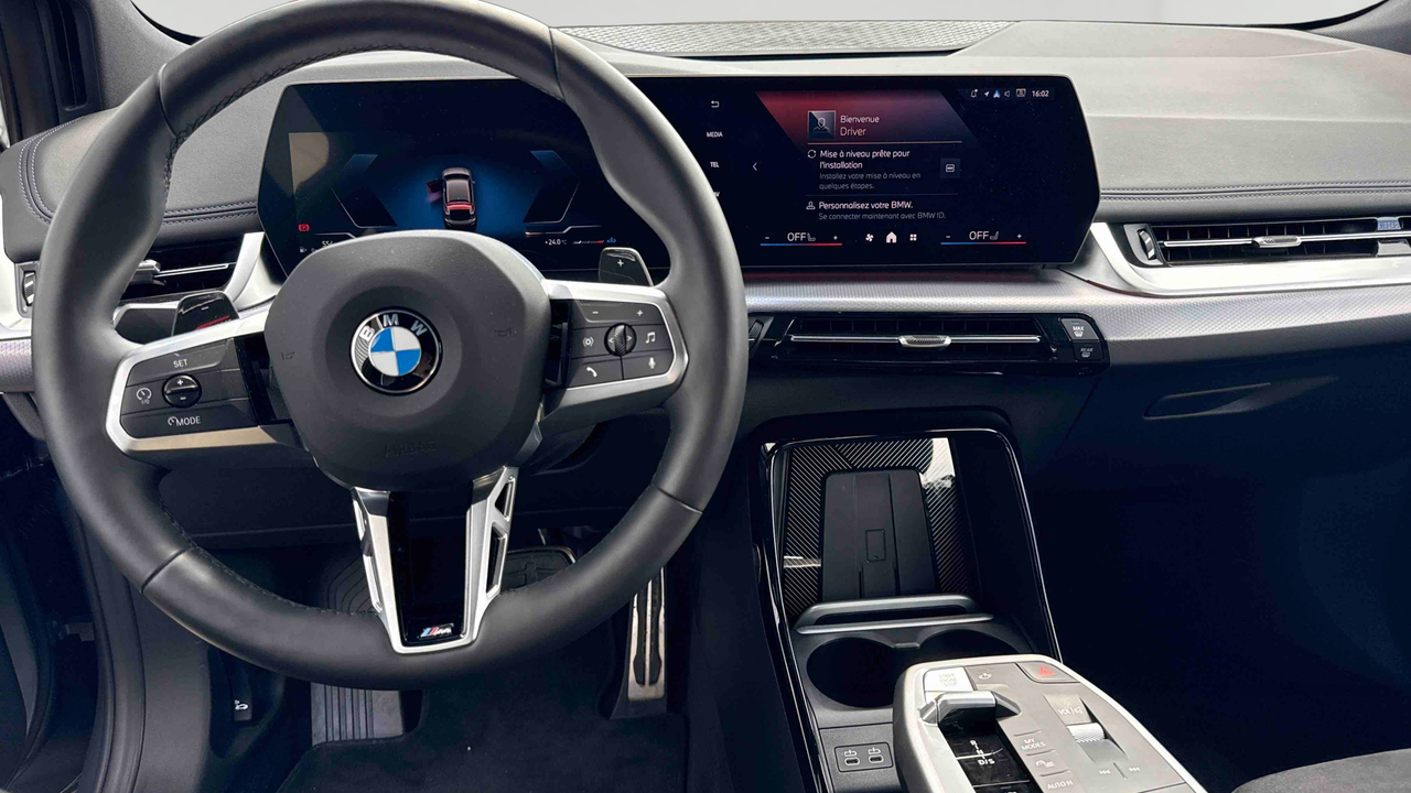 BMW Active Tourer 220i 170 ch DKG7 — photo 11