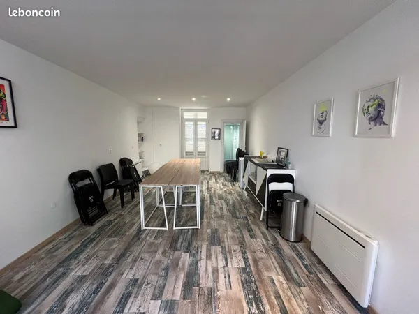 VICHY - Studio 35 m² à 2 pas de la gare - Idéal investisseur / location saisonnière