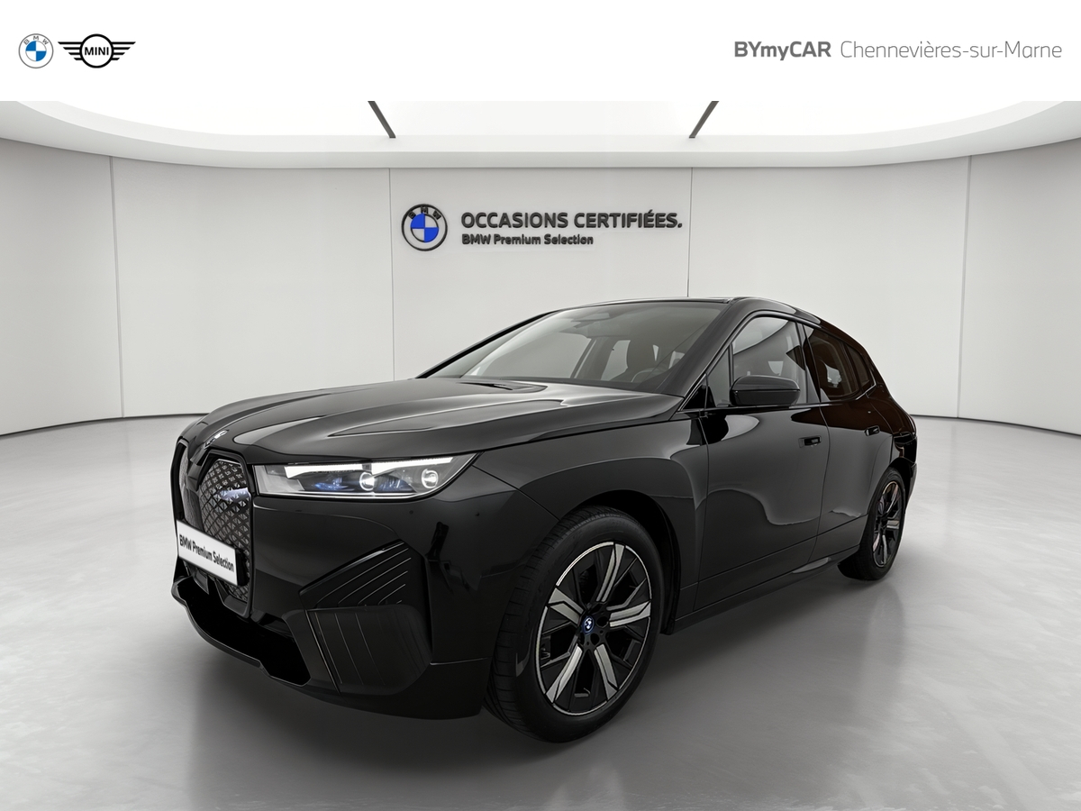 BMW iX xDrive40 326ch — photo 1