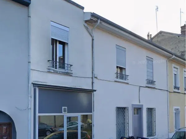Investissement locatif - Immeuble de 4 appartements loués
