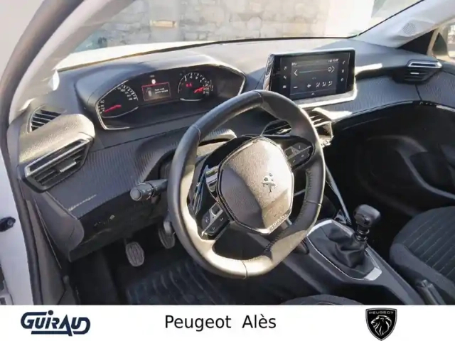 Peugeot 208 puretech 100 s&amp;s bvm6 — photo 52