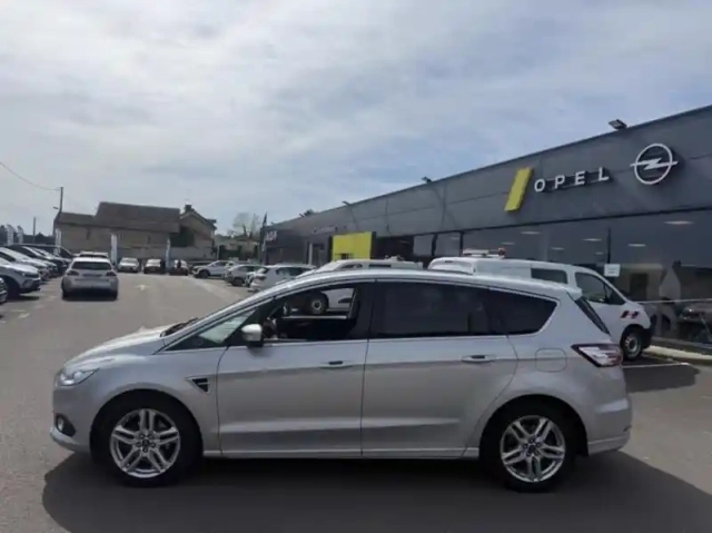 Ford S-Max 2.0 ecoblue 150ch titanium euro6.2 — photo 8