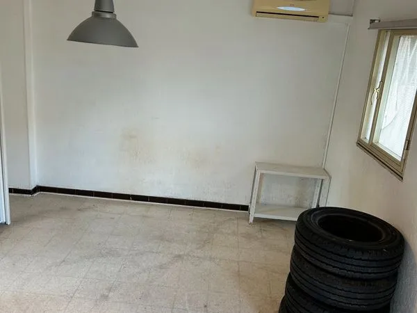 Loue local pour stockage Juan les Pins