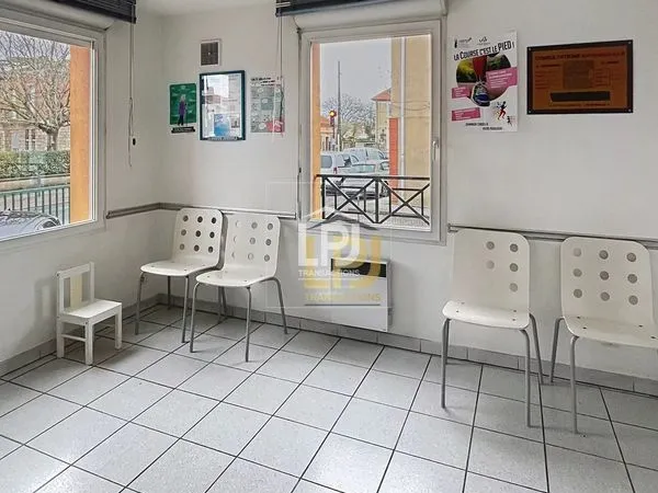Immeuble 281 m²