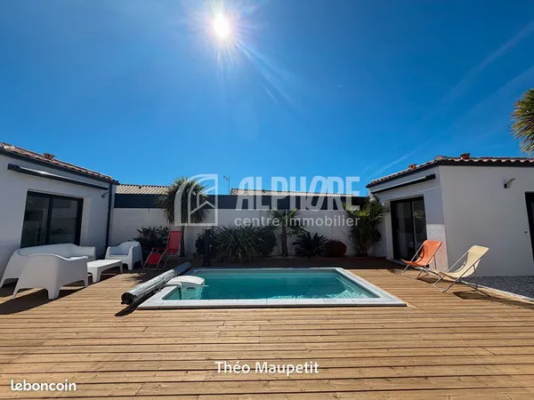 Propriété 8 pièces 148 m²
