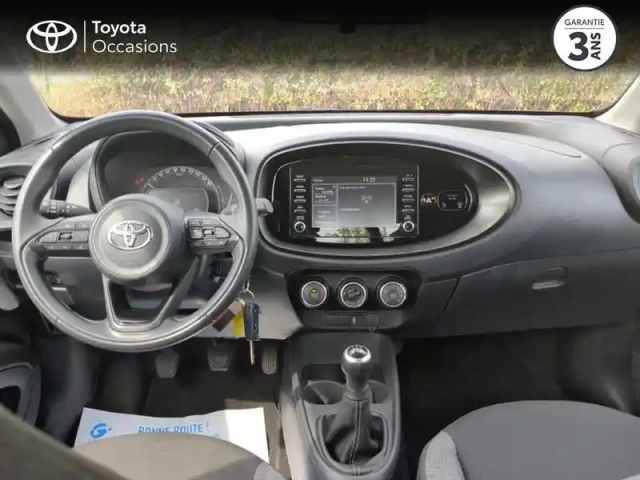 Toyota Aygo X 1.0 vvt-i 72ch dynamic my23 — photo 8