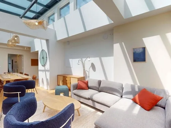 Coliving à Suresnes : Appartement de 618m2