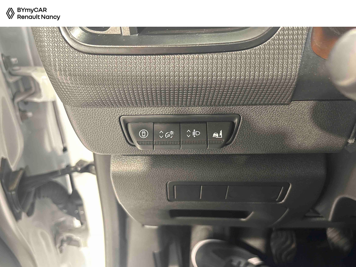 Renault KANGOO VAN FG TOLE BLUE DCI 95 L1 GSR2 — photo 22