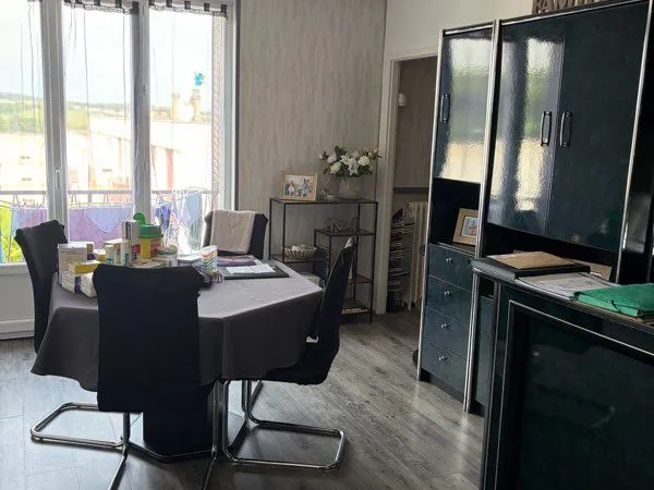 Vend appartement 74m2 proche lycée à Montluçon