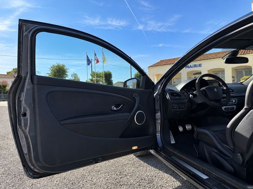 Renault Megane 2.0 275 - RS Trophy – 2015 – 34997 km – Essence – Boîte Manuelle — photo 39