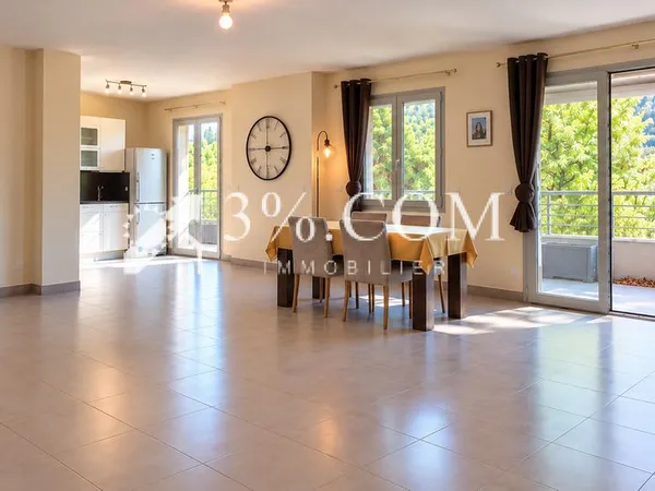 Appartement 4 pièces 99 m²