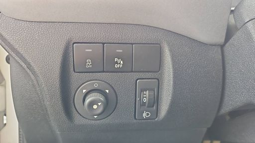Peugeot Partner Tepee 1.6 Hdi 92 - Access – 2015 – 160420 km – Diesel – Boîte Manuelle — photo 33