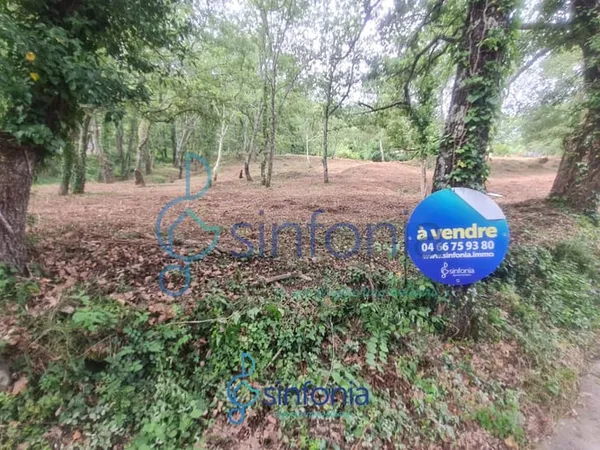 Terrain constructible à vendre à Pougnadoresse Gard 30 Occit
