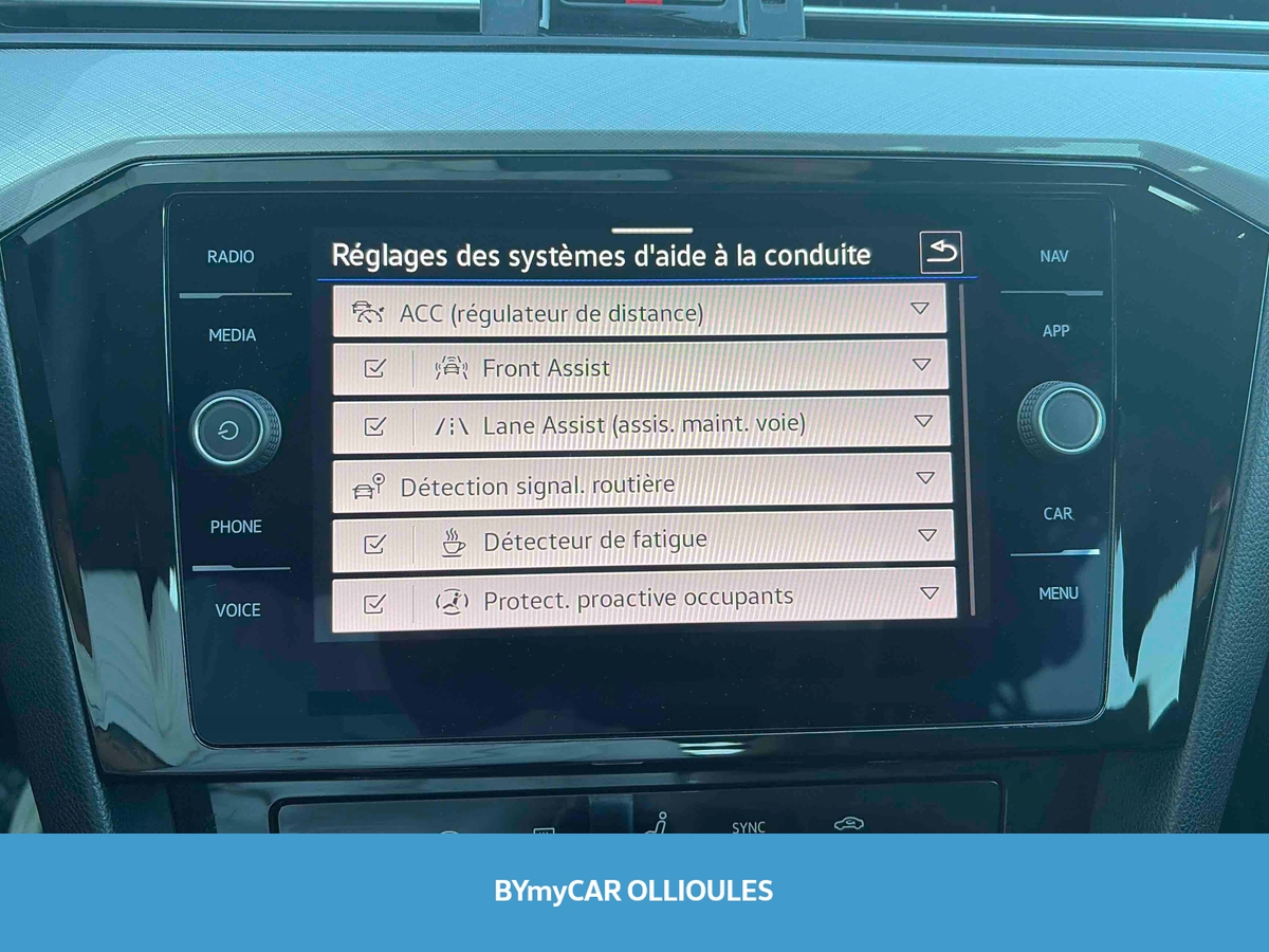 Volkswagen Passat SW 2.0 TDI EVO SCR 150 DSG7 — photo 21