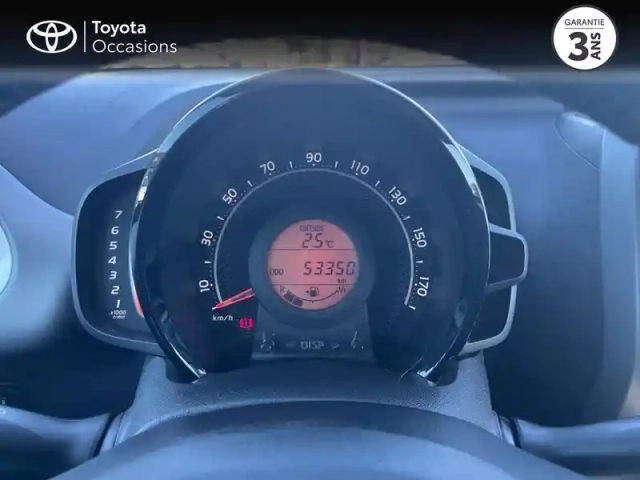 Toyota Aygo 1.0 vvt-i 72ch x-play 5p my19 — photo 14