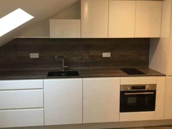 Charmant petit Loft sous toit centre Nantes