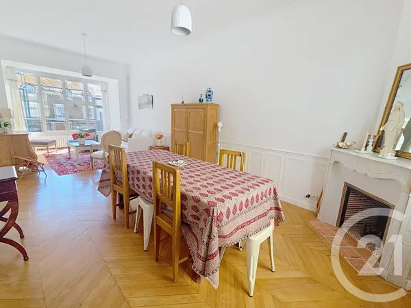 Maison 6 pièces 145 m²