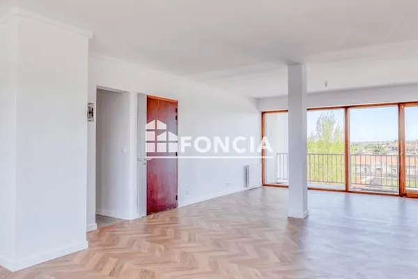 Appartement 3 pièces 77 m²