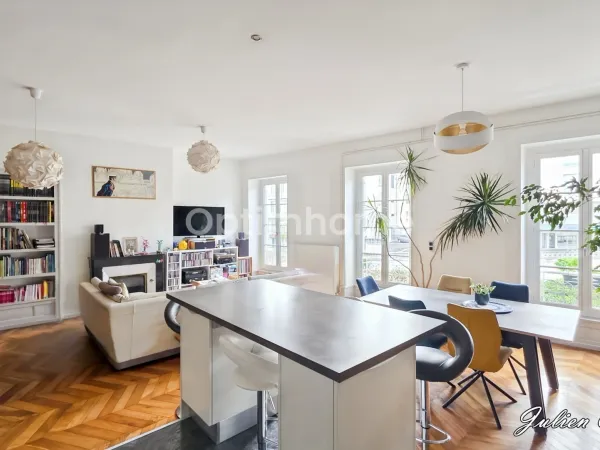 Clermont-Ferrand centre historique - Appartement T3 de caractère de 95 m² avec grand garage