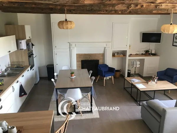 A LOUER - BAGUER MORVAN - MAISON EN CAMPAGNE - MEUBLEE - 2 CHAMBRES - JARDIN CLOS