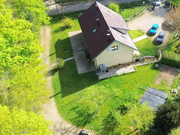 Propriété 5 pièces 170 m²
