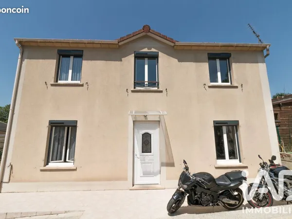 Maison 6 pièces 151 m²
