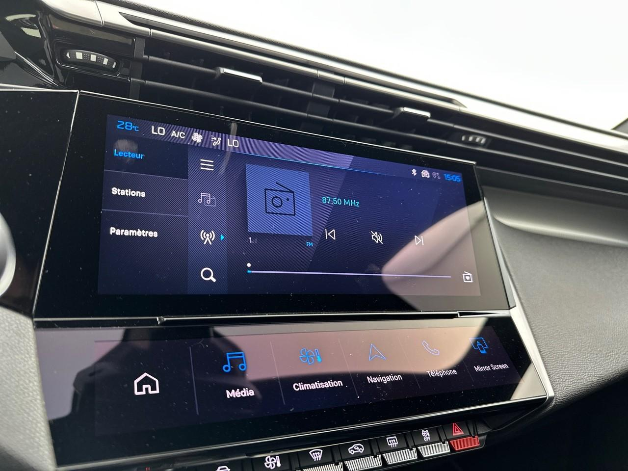 Peugeot 408 phev 225 e-eat8 gt — photo 23