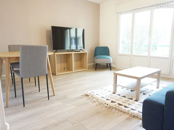 Colocation Nantes quartier Blanche de Castille chambre disponible