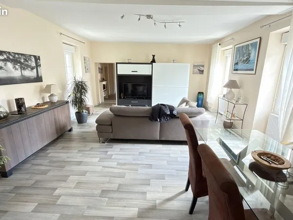 Appartement T3 88 m² - Aucun travaux - Extérieur privatif - Dépendance 30 m²