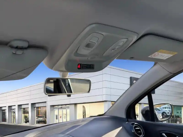 Renault Captur dci 90 zen — photo 28