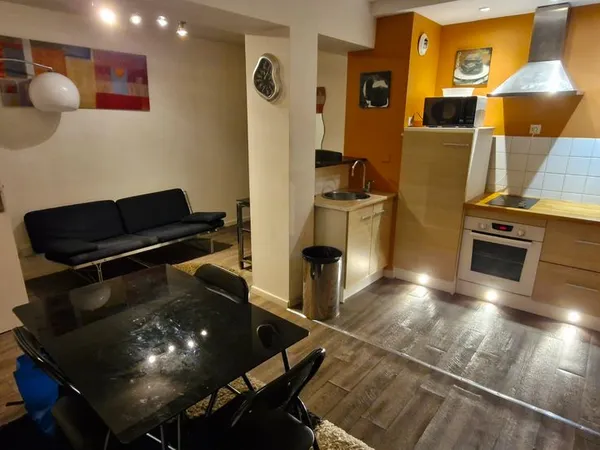 Charmant T2 meublé (ou nu) - 38m² - Centre-ville