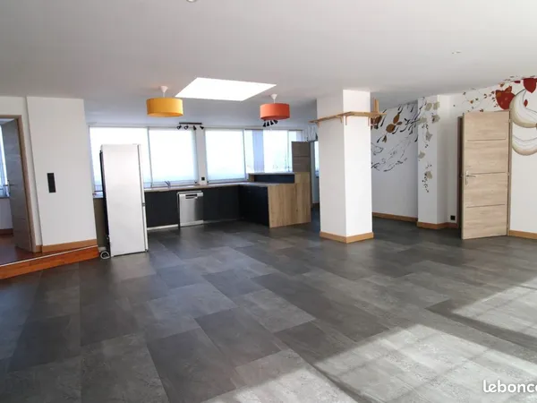 Appartement 4 pièces 124 m²