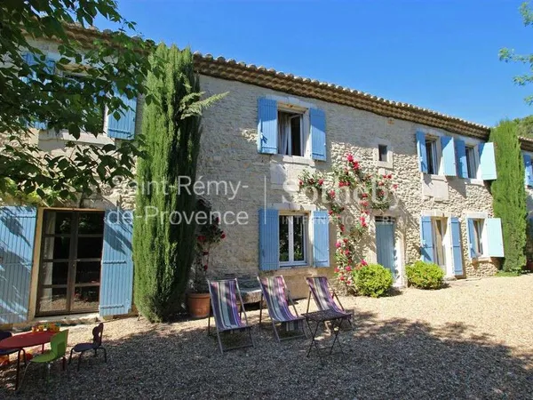 Propriété 10 pièces 400 m²