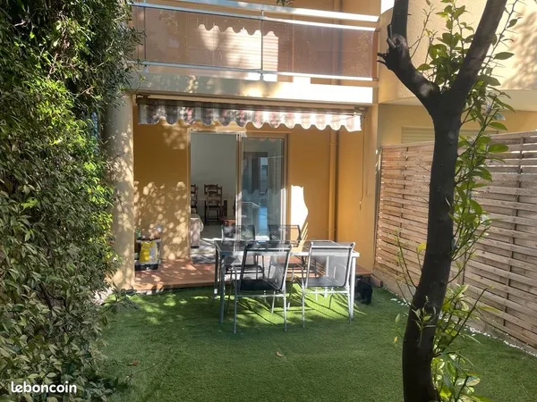 Particulier loue à Nice Fabron beau 3 pièces avec jardin et garage