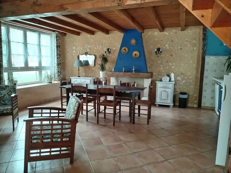 Photo 12