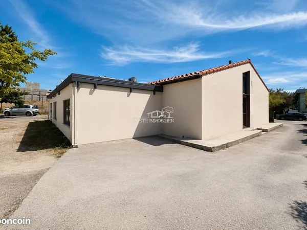 Local commercial 510 m² EGUILLES